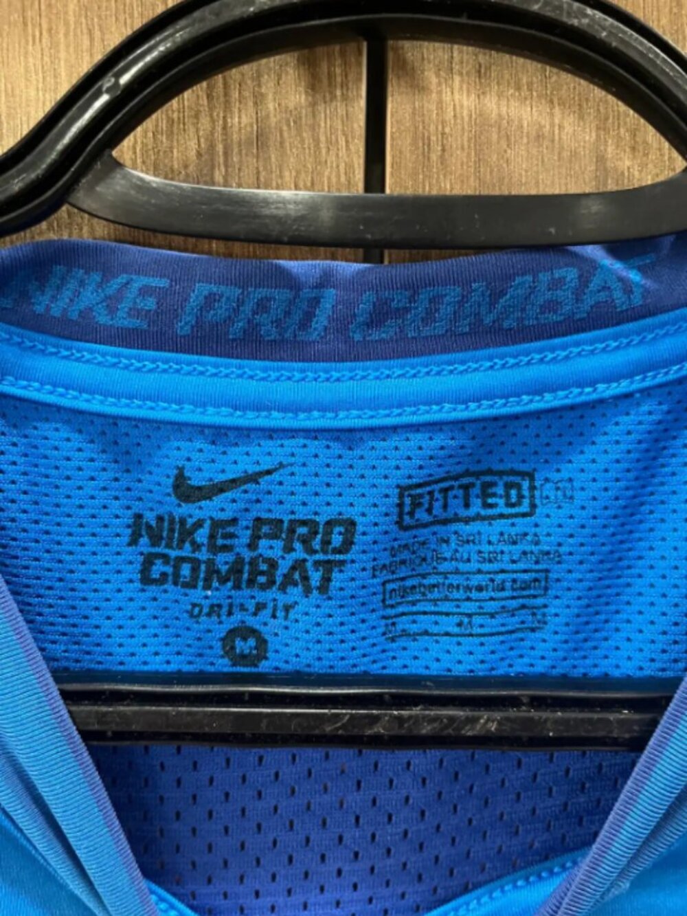 Nike Pro Combat shirt - Picture 2 of 4